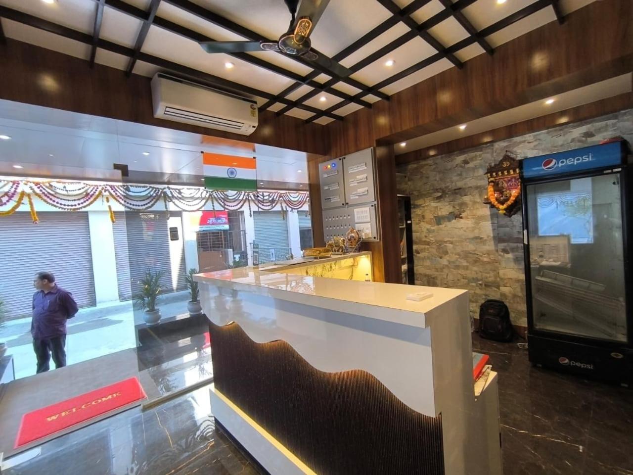 Sharan Residency Hotel Navi Mumbai Eksteriør billede